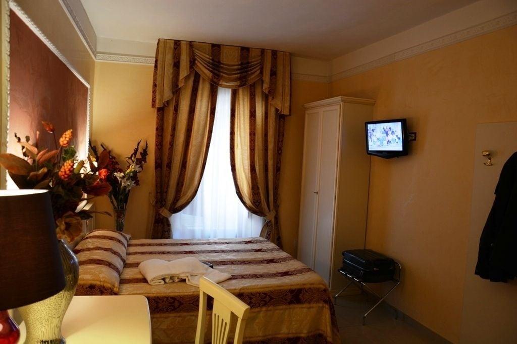Hotel Erdarelli Roma Esterno foto