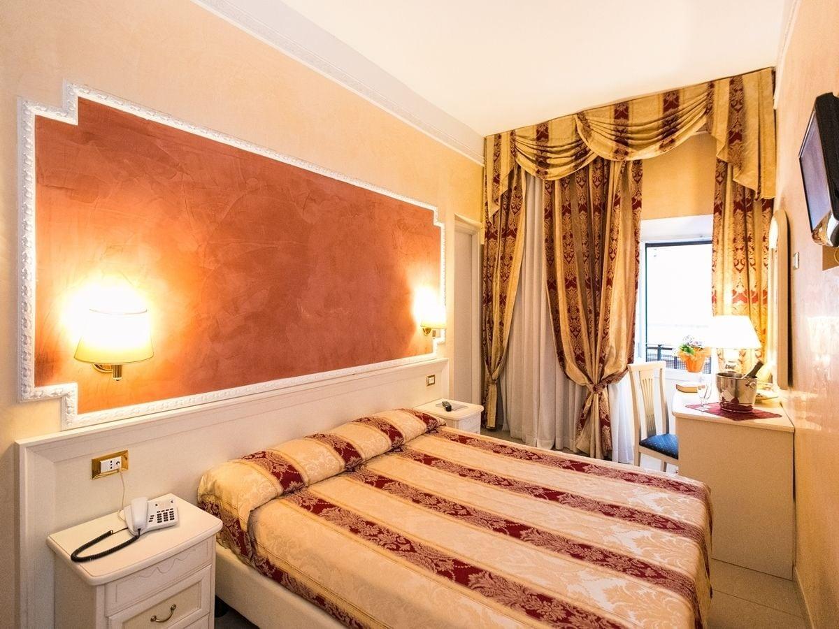 Hotel Erdarelli Roma Esterno foto
