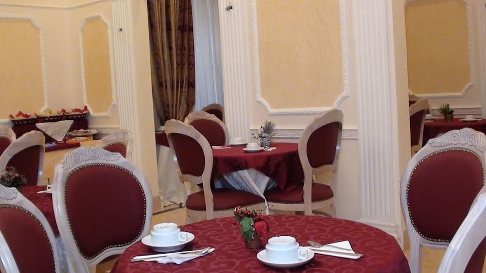 Hotel Erdarelli Roma Esterno foto