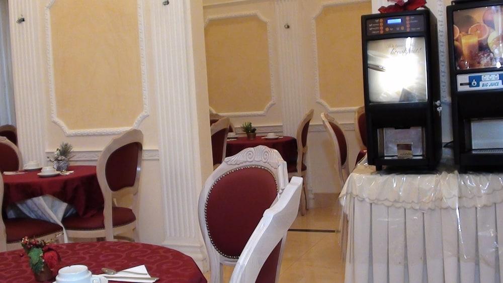 Hotel Erdarelli Roma Esterno foto