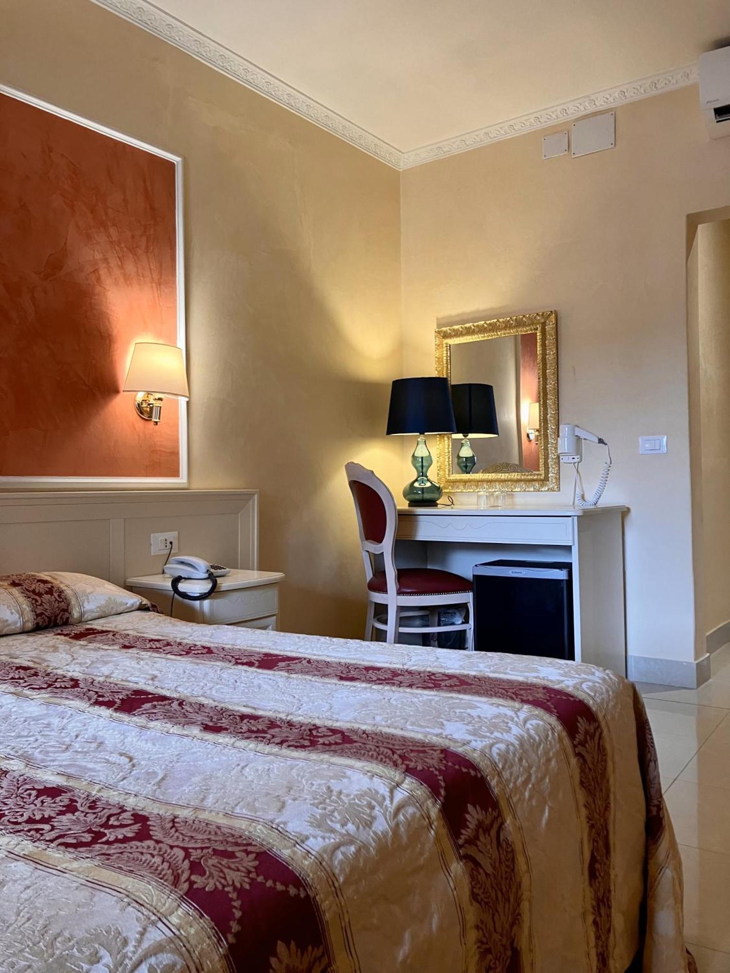 Hotel Erdarelli Roma Esterno foto
