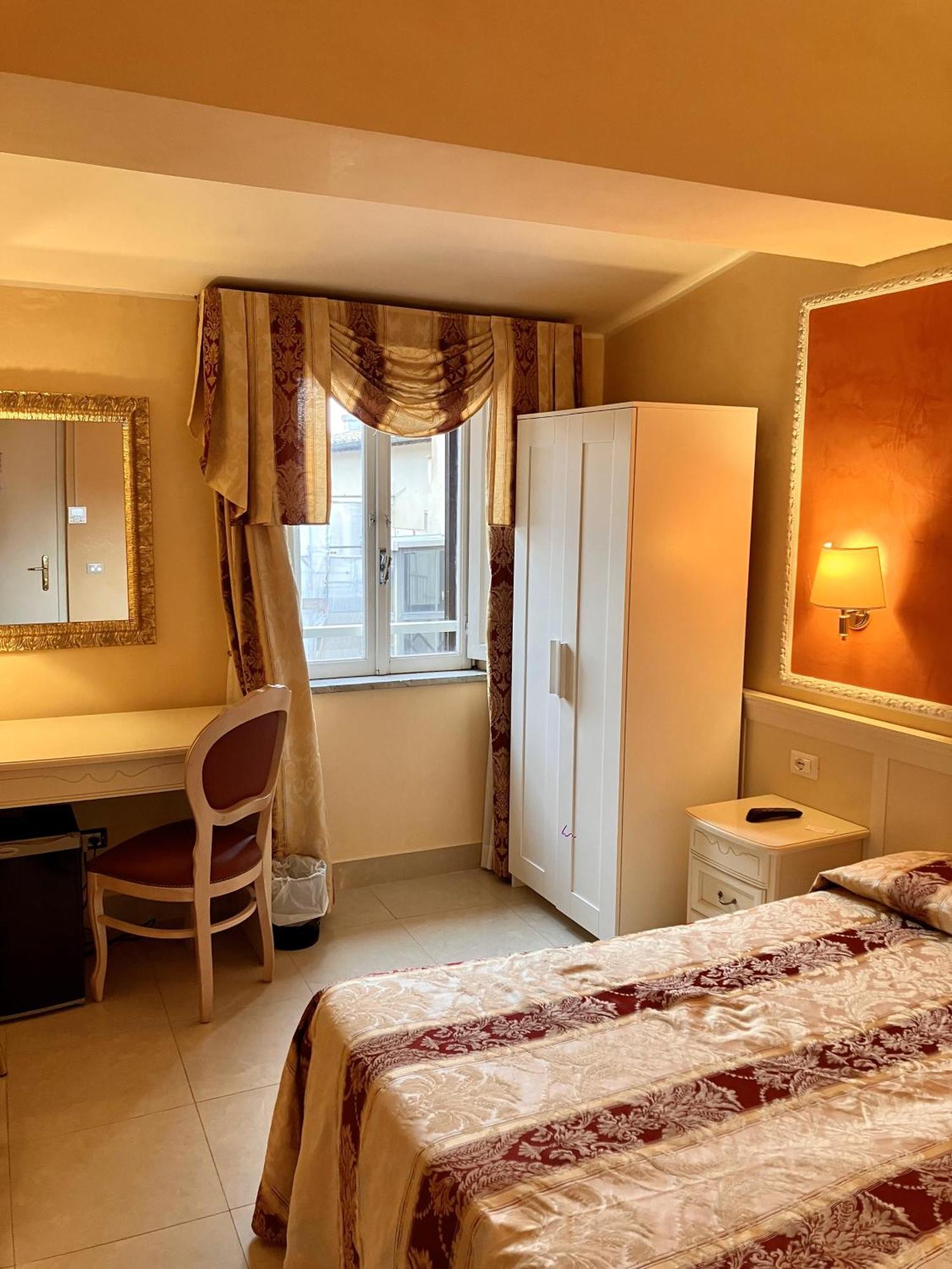 Hotel Erdarelli Roma Esterno foto