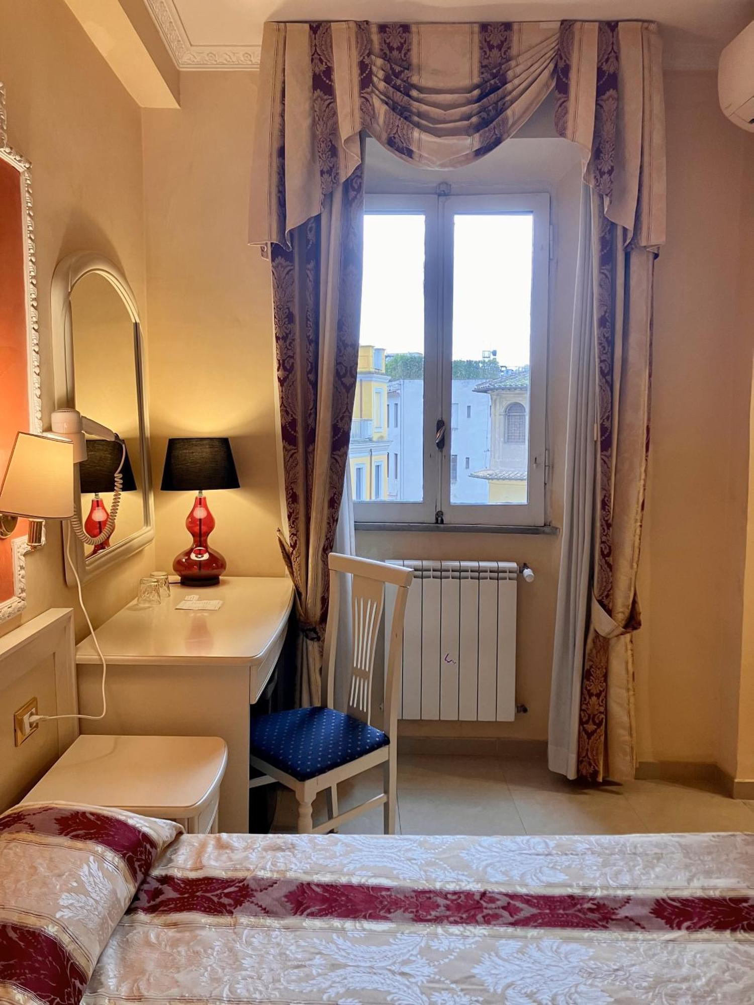Hotel Erdarelli Roma Esterno foto