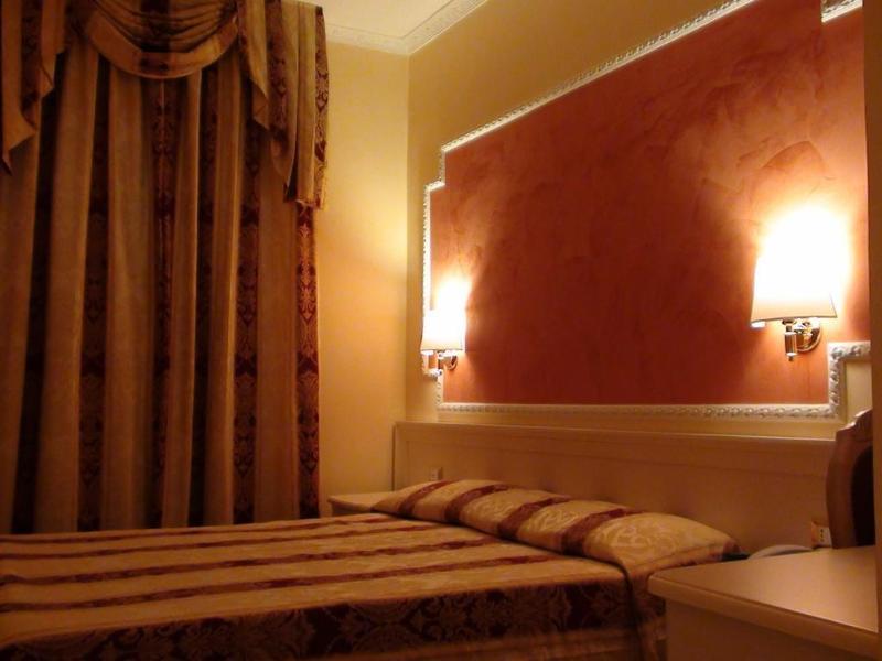 Hotel Erdarelli Roma Esterno foto